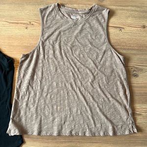 ADD TO BUNDLE - Old Navy Tank top Small Stain